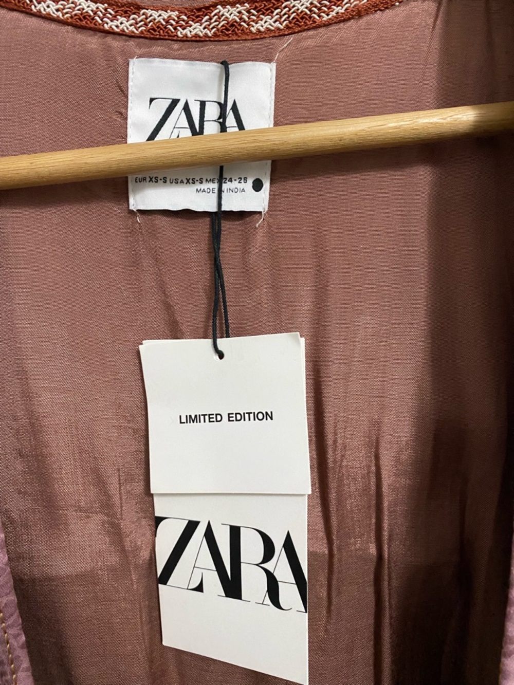 *RARE* Limited Edition ZARA embroidered patchwork kimono - Picture 6 of 8